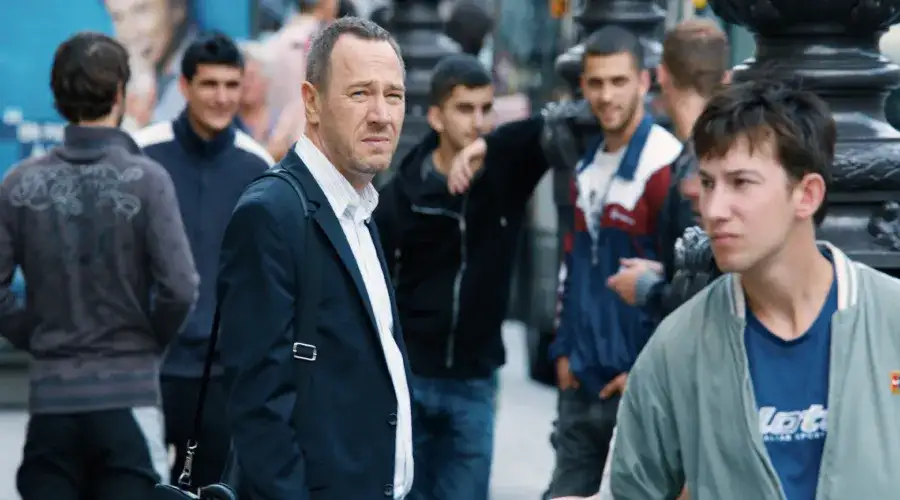 Películas LGBTQ+ Subestimadas: Las 10 Mejores Películas Queer Poco Vistas - Eastern Boys (2013)