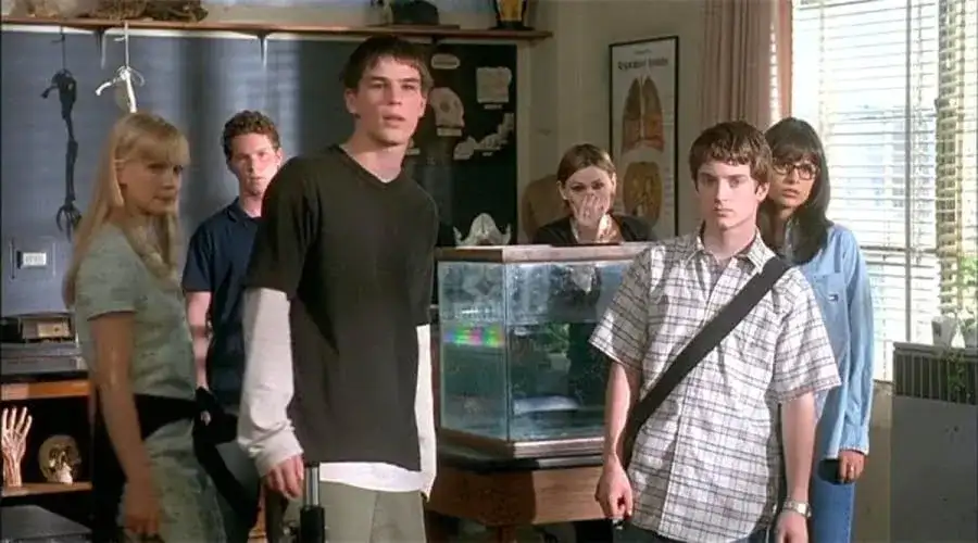 Las Mejores Películas de los 90: Ciencia Ficción, Terror y Fantasía Infravaloradas y Poco Vistas - The Faculty (1998)