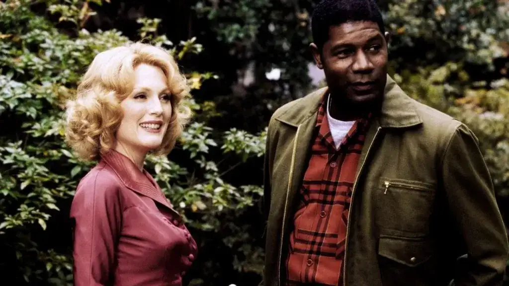 Movie Couples You Actually Want to Have a Happy Ending - Cathy Whitaker and Raymond Deagan