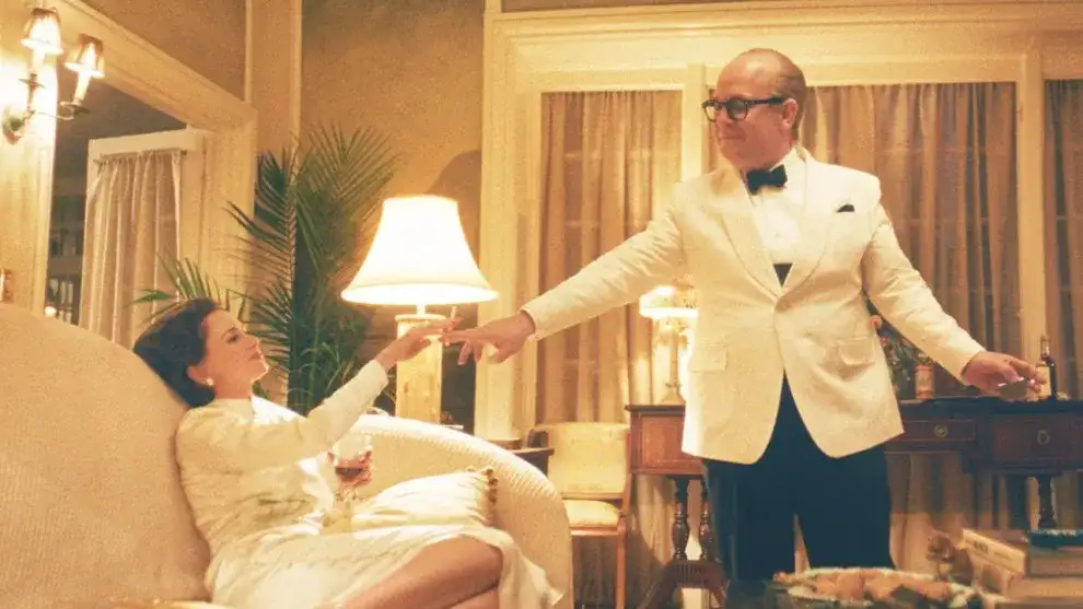 Excelentes programas de TV de 2024 que podrías haberte perdido - Feud: Capote Vs. the Swans