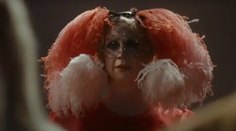 Flux Gourmet - Actuaciones Divertidas, Especialmente de Christie y Mohamed