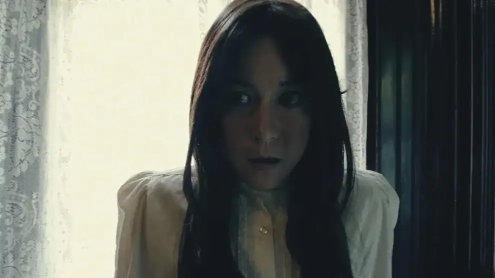 Soy un Fantasma - Atmosférico y Visualmente Inventivo