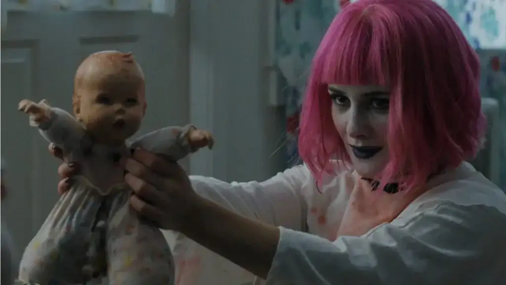 Petite sœur - Timlin continue de prouver ses talents d'actrice