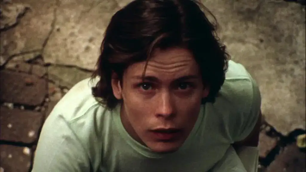 Martín - Equilibria Expertamente el Realismo con la Fantasía Evocadora