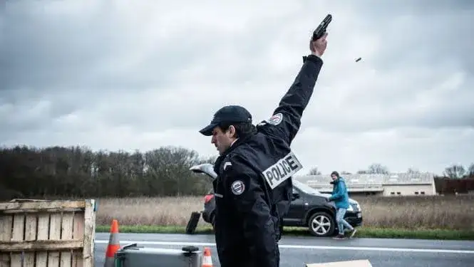 L'effondrement - Critique de L’Effondrement
