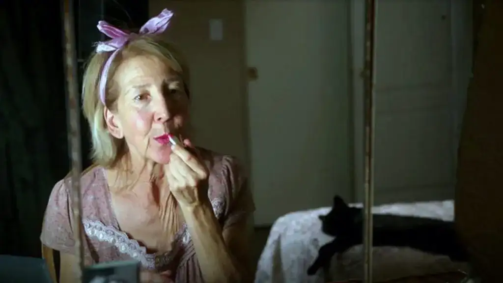 Chambre à louer - La performance déséquilibrée de Shaye fait le film