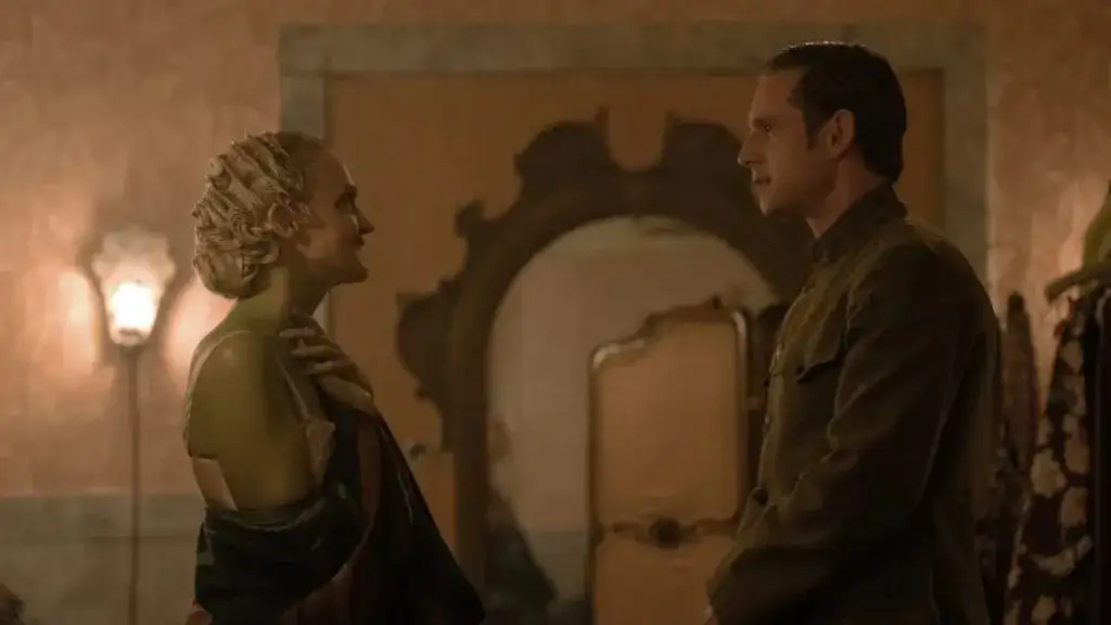 Shining Girls - Excellent Production Design and Period Details