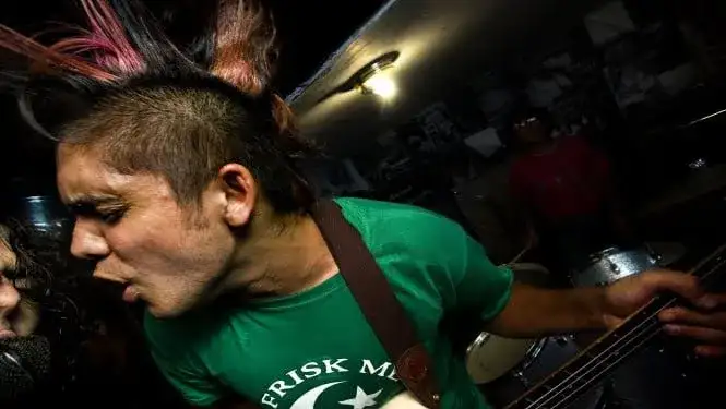 Critique de double programme : Taqwacore & The Taqwacores - Critique de Taqwacore : La naissance du punk islamique (2009)