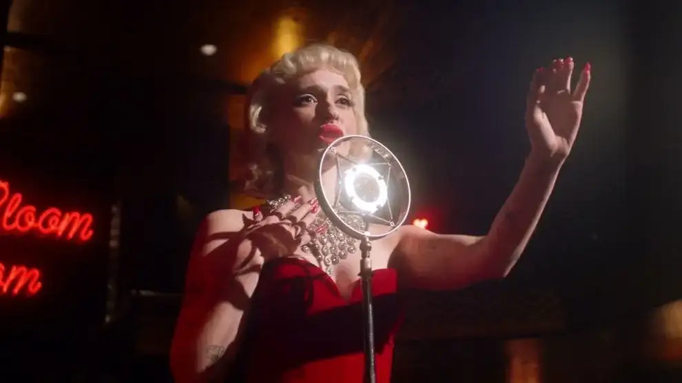 La Rosa Azul - Hermosa de Ver pero Se Siente Vacía